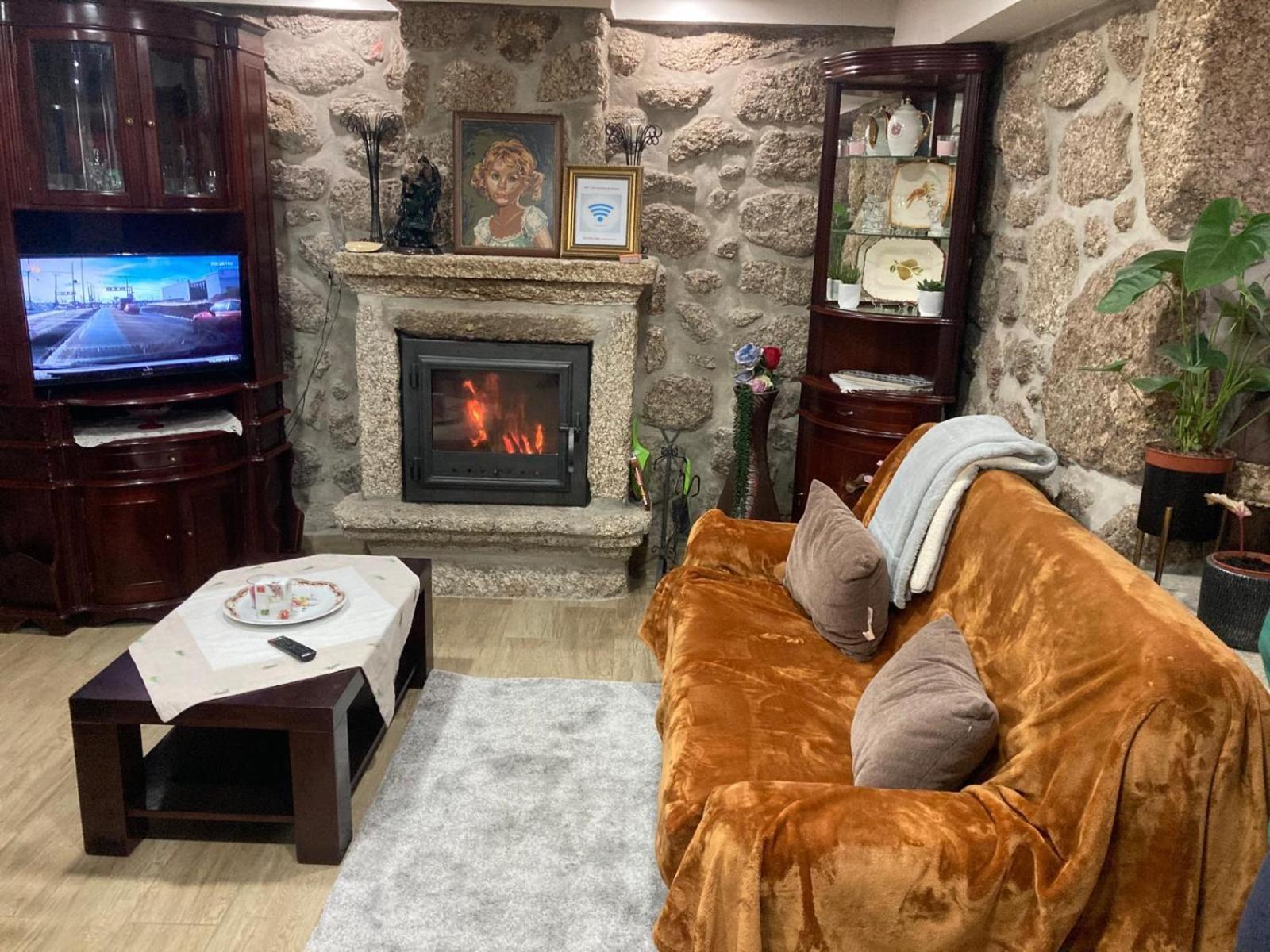 Casa Carlinhos Da Carreira Villa Terras de Bouro Dış mekan fotoğraf